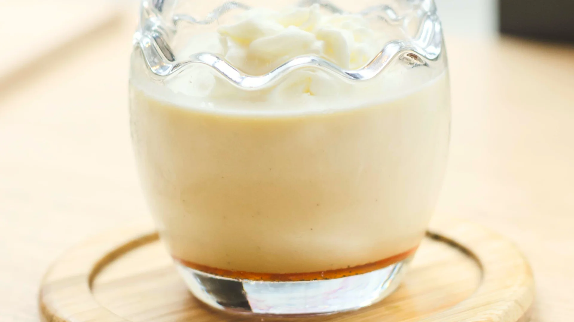 Menjablanc de Reus, les postres tradicionals que han passat de generació en generació