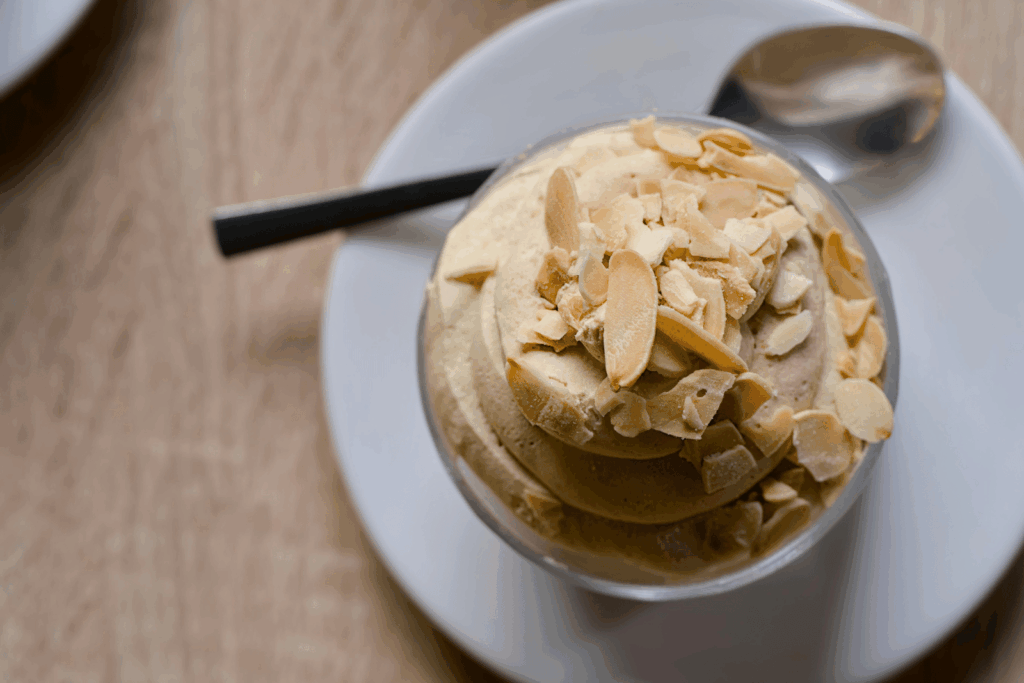 Crema d'ametlles: unes postres de tradició mediterrània